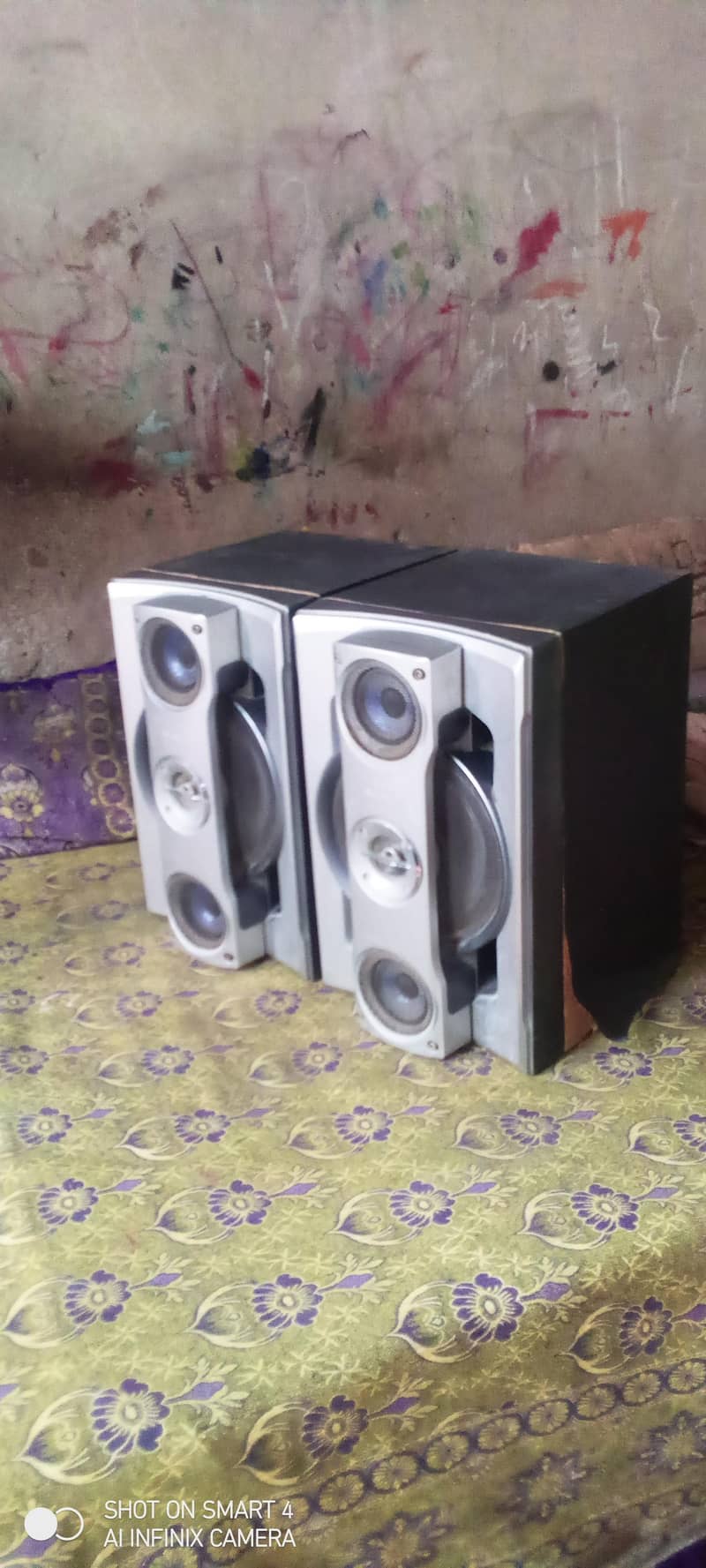 Sony speaker 0