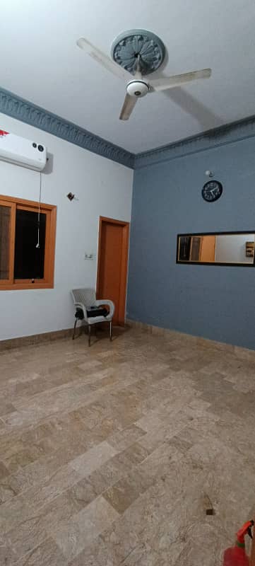 2 bed dd 240 GHz 2nd floor with roof
