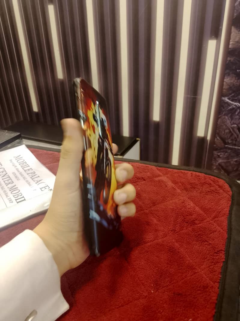 One plus 8pro 1