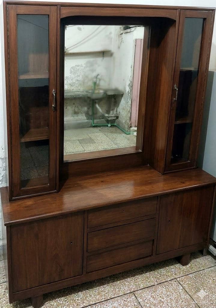 dressing table. . . 1