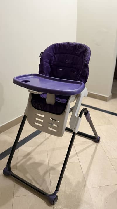 Baby high chair in mint condition