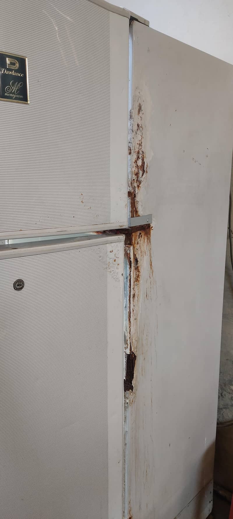 Dawlance fridge 8