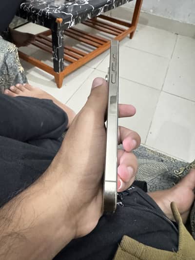 iPhone 14 pro max with box approved