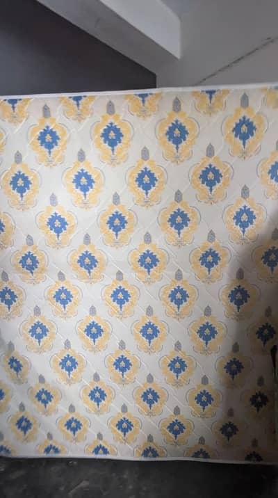 Matress for sale almost new