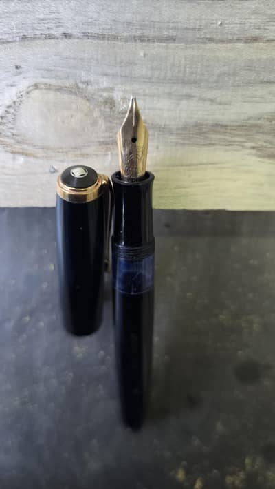 Osmia vintage 14k faber pen