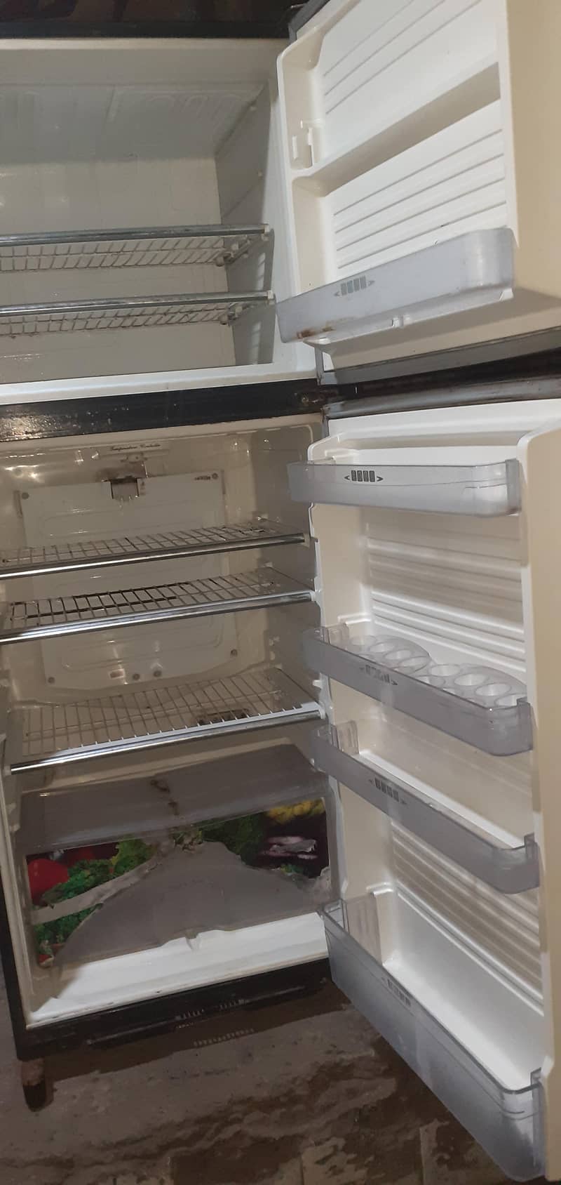 dawlance fridge 1