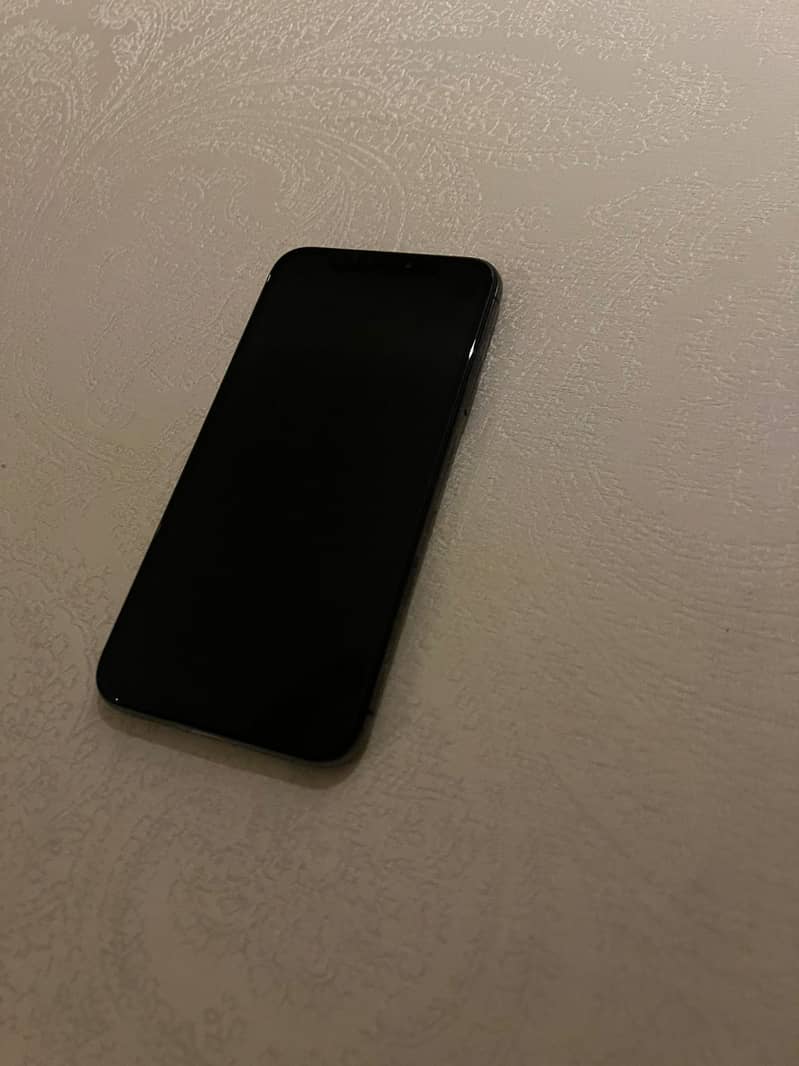 Apple iPhone X 1