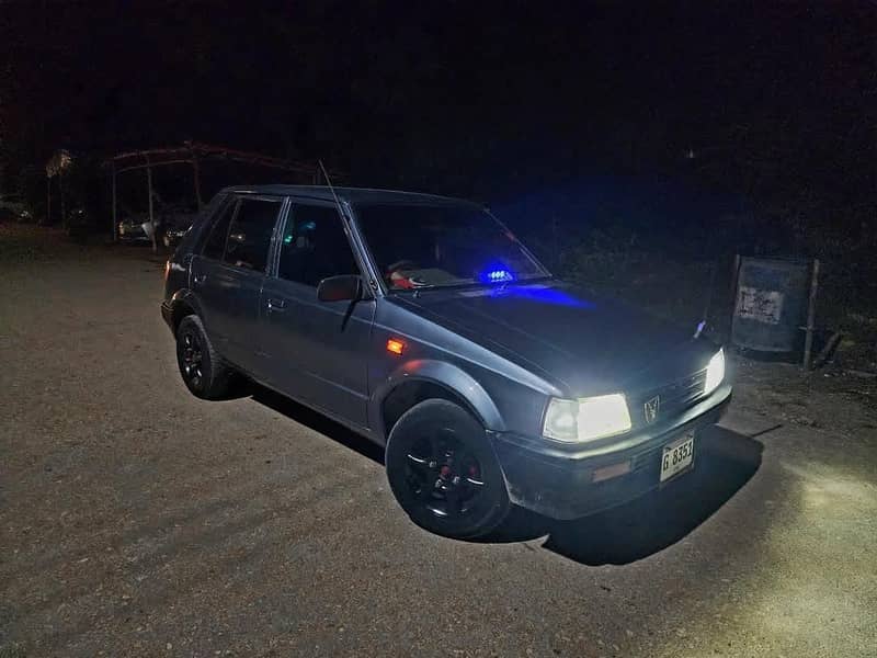 Daihatsu Charade 1985 3