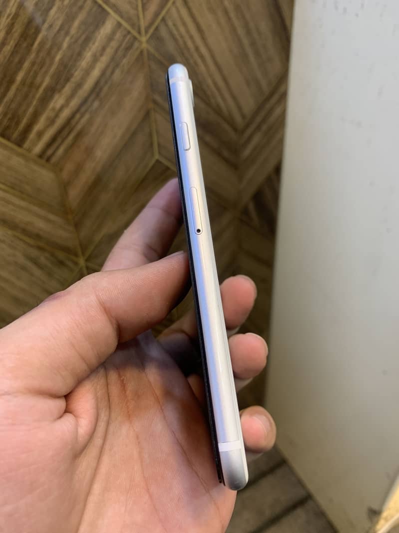 iPhone SE 2