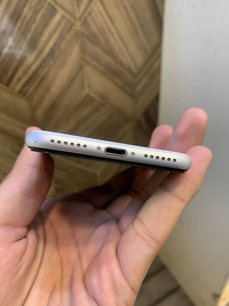 iPhone SE 4