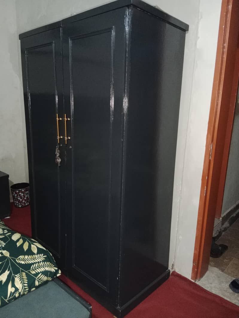 wardrobe 1