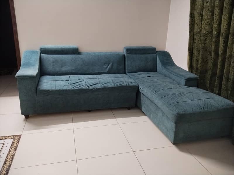 L shaped sofa 0