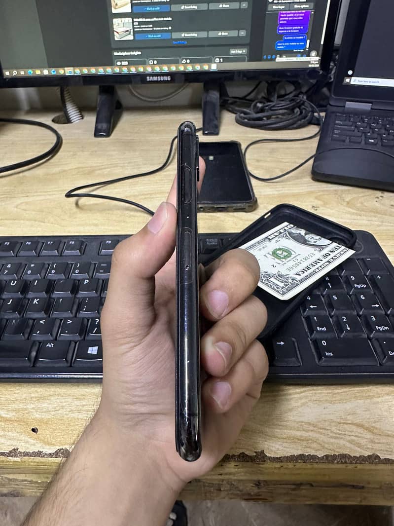 Apple iPhone X 2