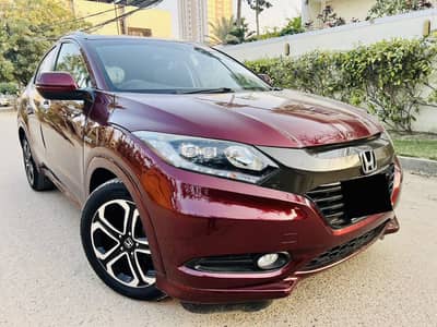 Honda vezel 2015/2019 excellent condition z top of the line