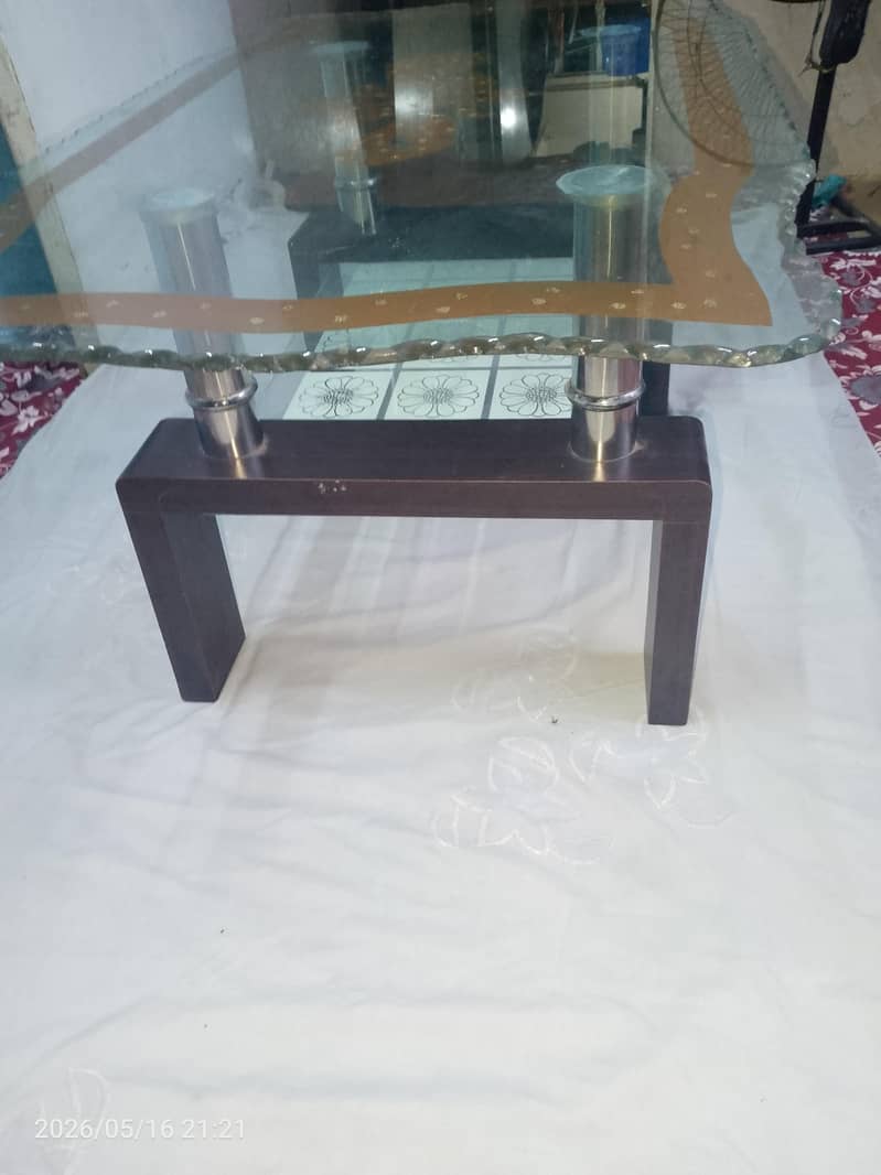 center table 4