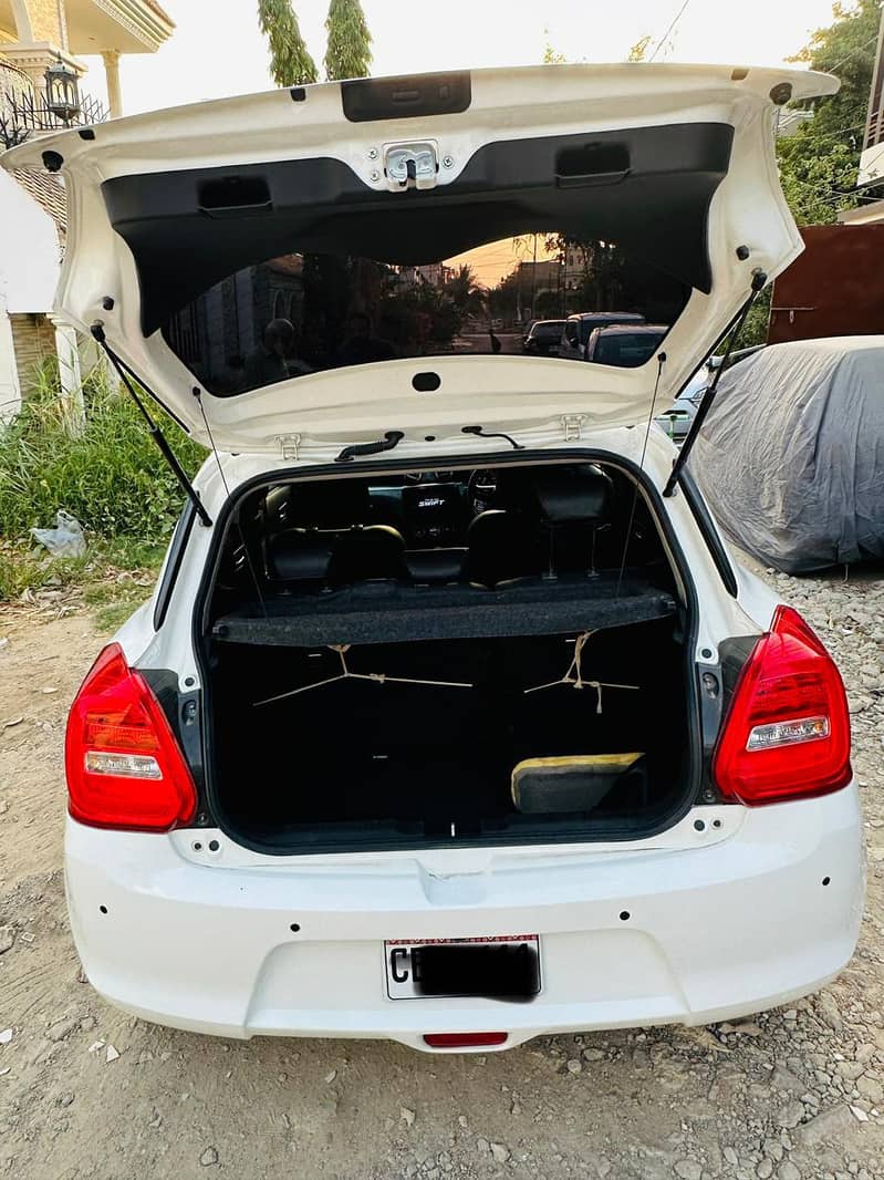 Swift GLX CVT 5