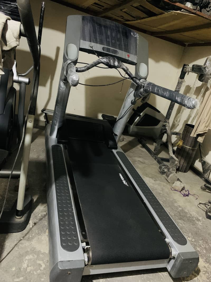 Treadmill machine 0