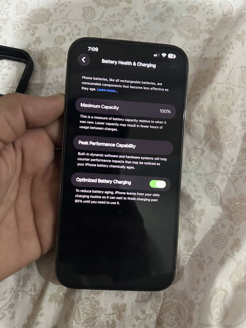 Iphone 14 pro max 4