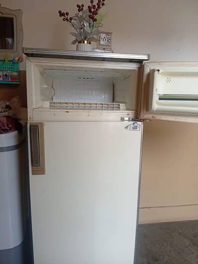 National Refrigerator (Model: NR-1154TA