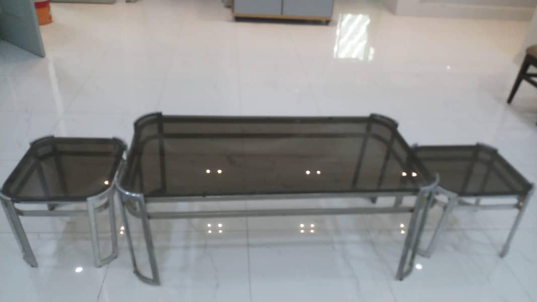 Tables 0