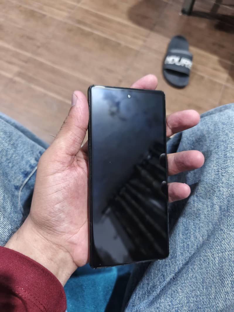 Google Pixel 6a 1