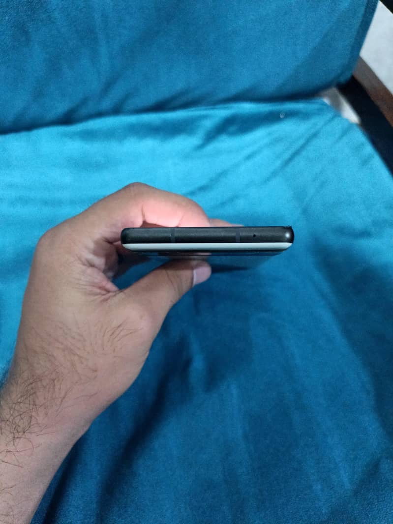 Google Pixel 6a 4