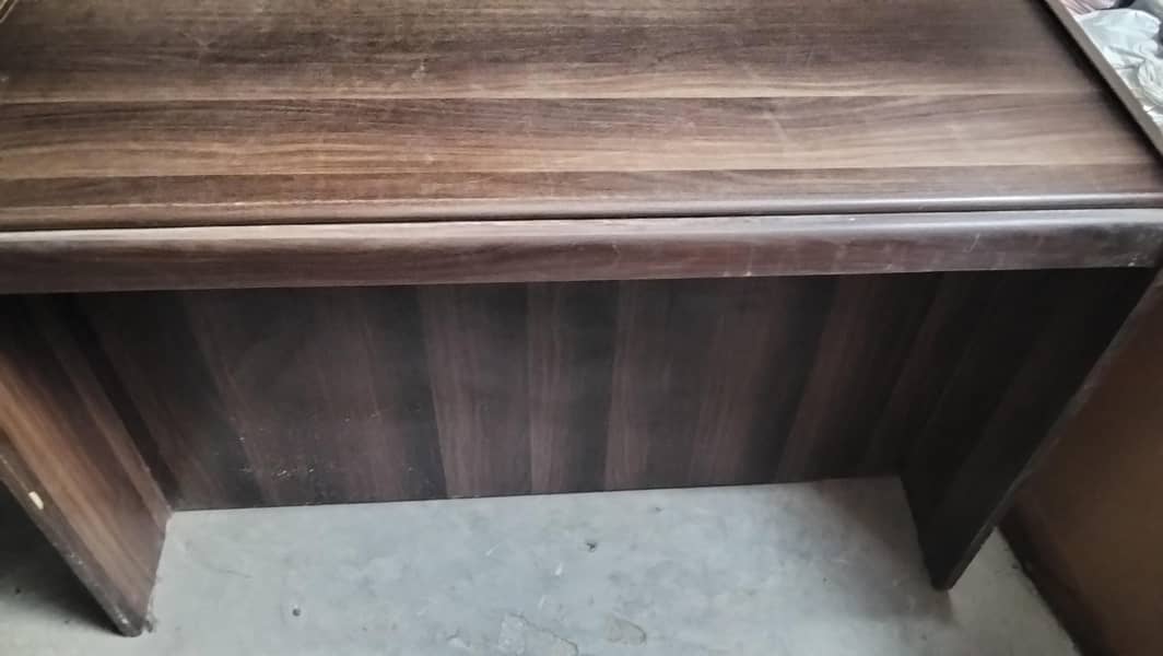 office table computer and study 2