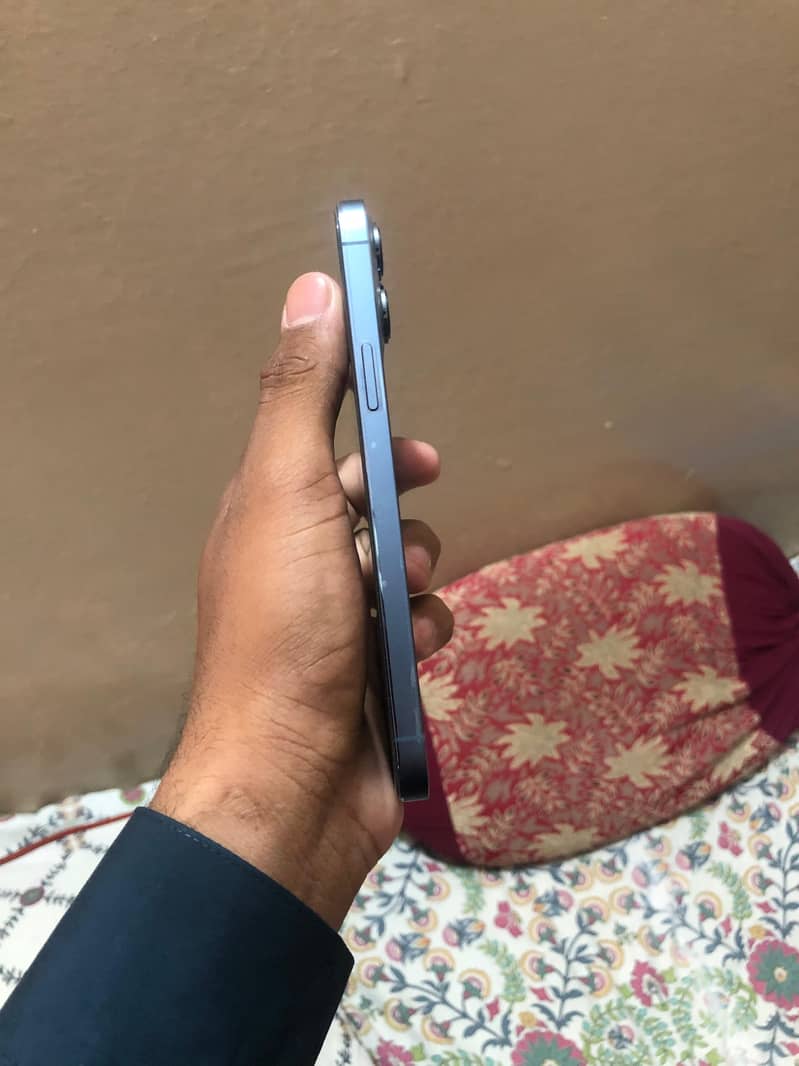 iphone 13 pro max 3