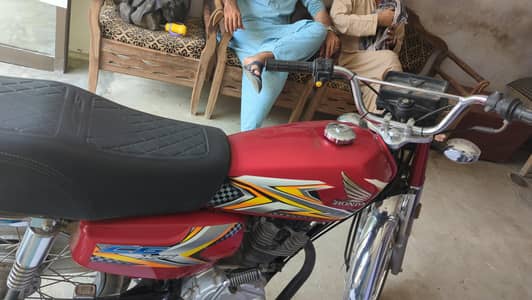 Honda 125 2025