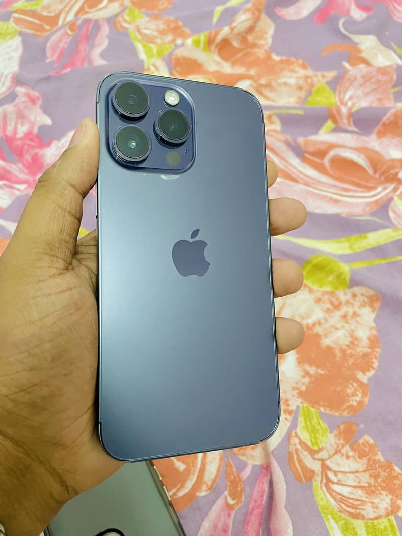 Iphone 14pro Max 1