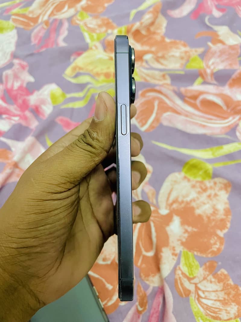 Iphone 14pro Max 3
