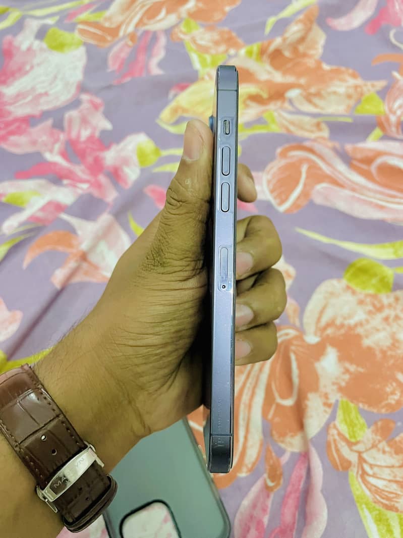 Iphone 14pro Max 4