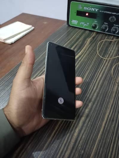 OnePlus back crack frant line