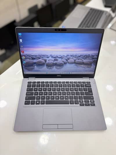 DELL Core i5 10th Gen Touchscreen 13.3" inch FHD 1080p LED 8GB /256GB