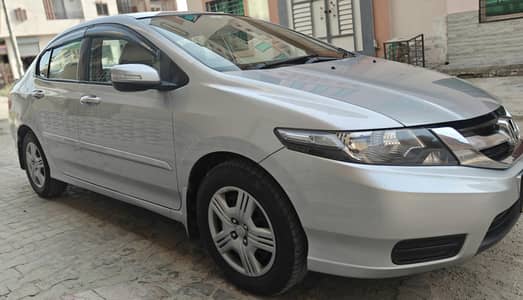 Honda city 2020-Total genuine-Sindh-Register61k-Burewala location