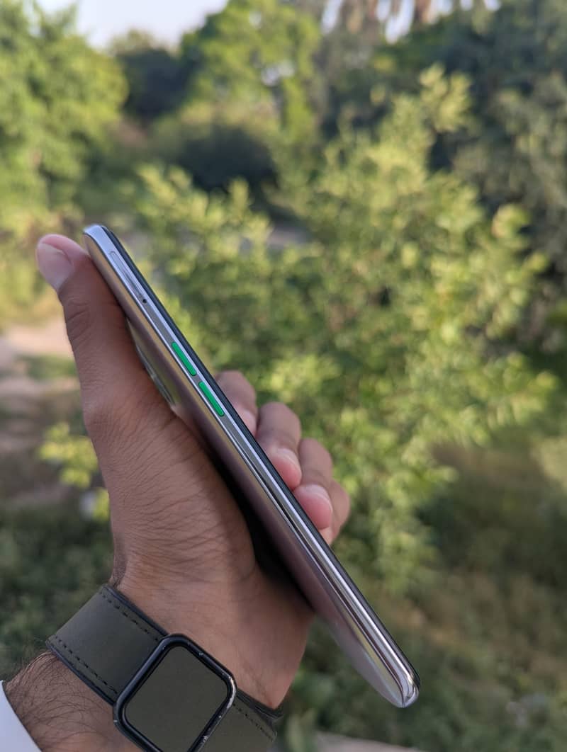 Mobile 9