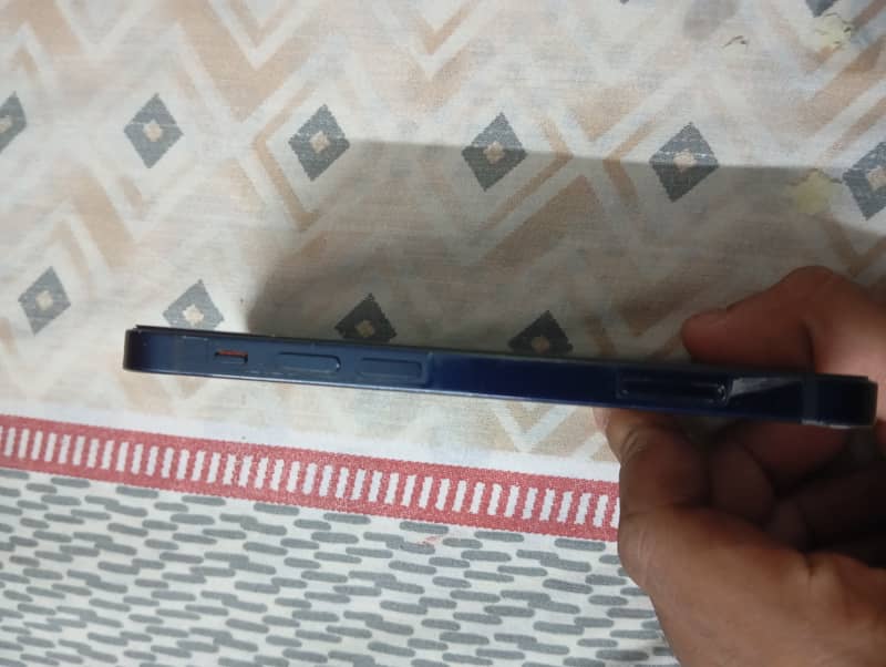 iPhone 12 MIni 1