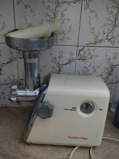 Mincing machine