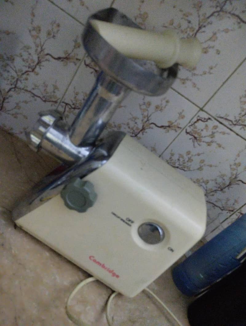 Mincing machine 1