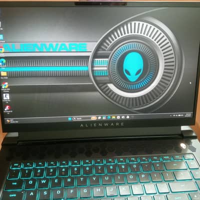 Dell Alienware M15 R6 | i7 11th Gen | RTX 3060 | 32GB RAM | 512GB SSD