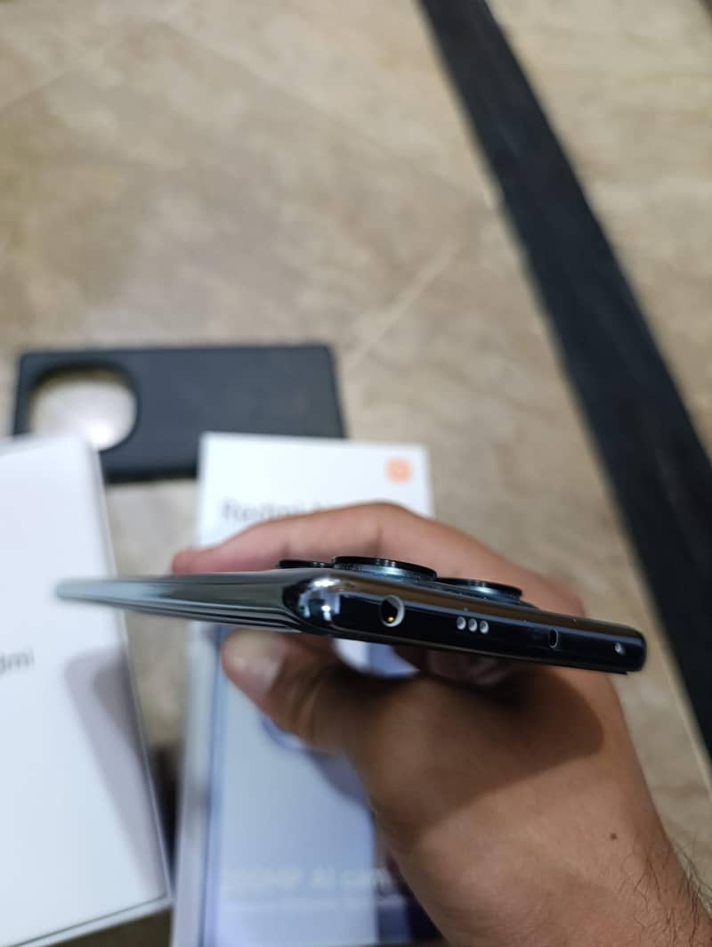 Redmi Note 14 Pro 3