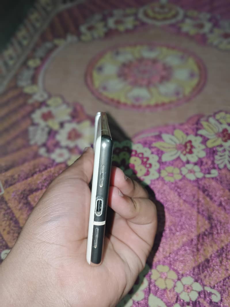Google Pixel 6 pro 7