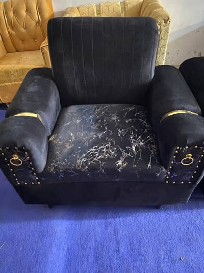 kikkar sofa
