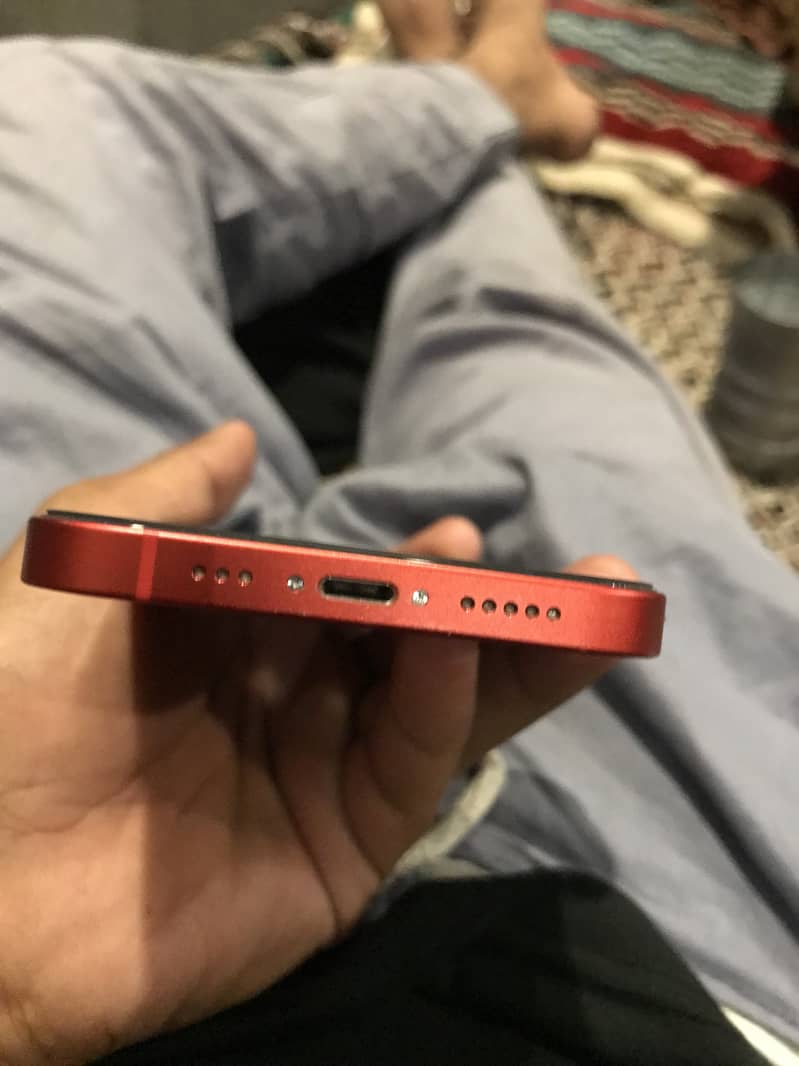 Apple iPhone 12 1