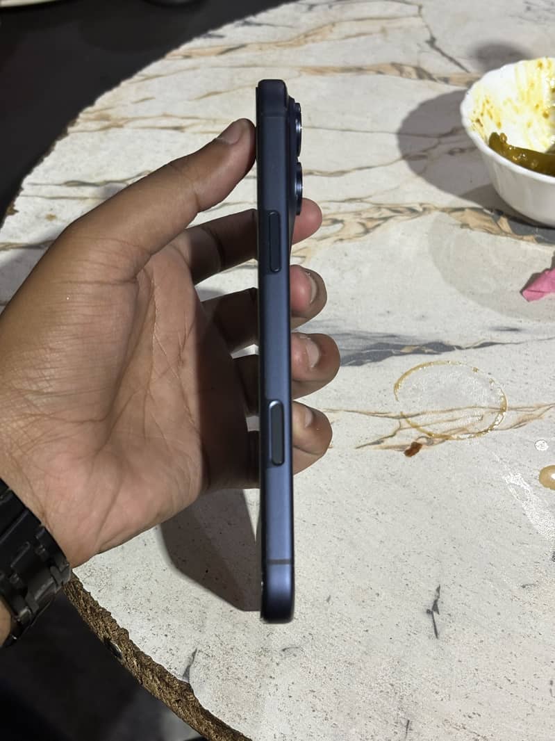 iPhone 17 Pro Max 2