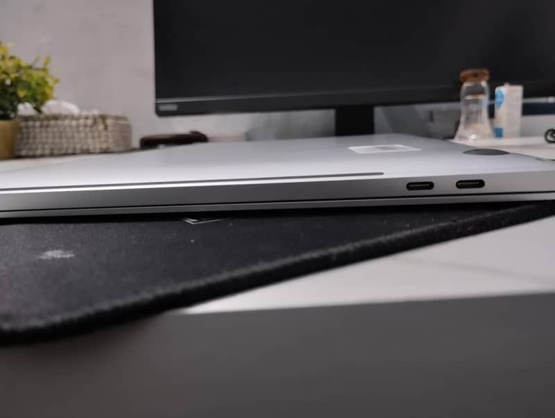 Mac Book Pro 2020 4