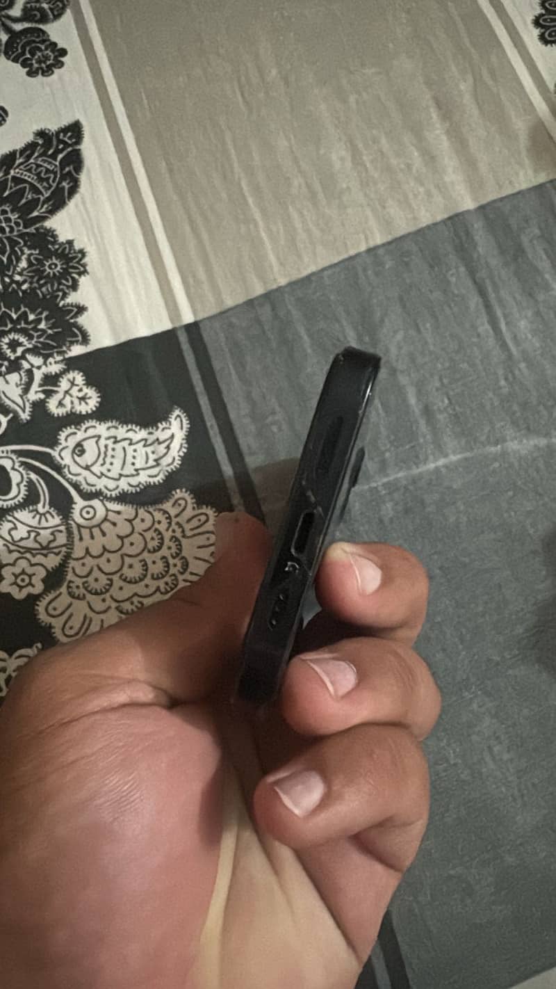IPhone 12 1
