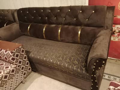 Brand new sofa set in Chocolate color