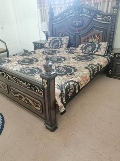 Bed and Dressing Table for Sale