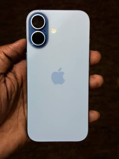 Iphone 17 100% battery jv 256 gb 10/10 condition box